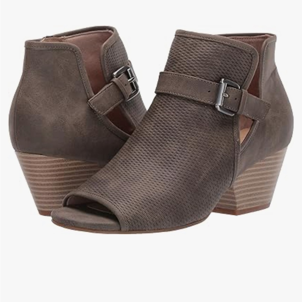 SOUL Naturalizer Brown Peep-Toe Ankle Boots